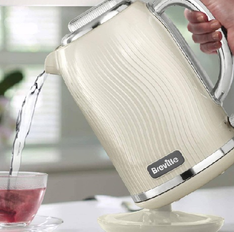 Breville cream shop kettle and toaster